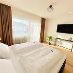 Apartment Basilisk Homes - In Bei Basel - 4 X Moderne Fewos Je 1bis2, 1bis4 Oder 1bis6 Pers Mit Küche Und Balkon Oder Terrasse - Parkplätze Vorhanden *