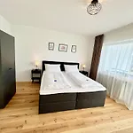Apartment Basilisk Homes - In Bei Basel - 4 X Moderne Fewos Je 1bis2, 1bis4 Oder 1bis6 Pers Mit Küche Und Balkon Oder Terrasse - Parkplätze Vorhanden Grenzach-Wyhlen
