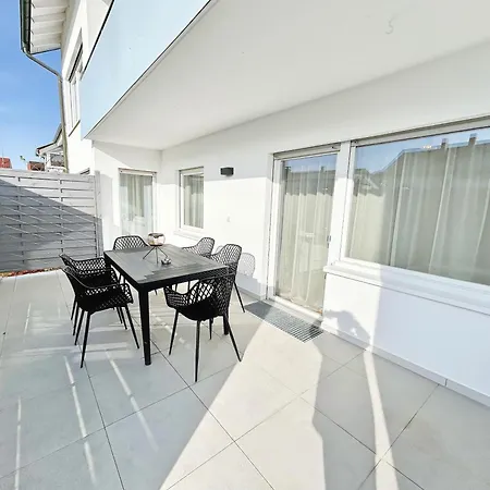 Basilisk Homes - In Bei Basel - 4 X Moderne Fewos Je 1bis2, 1bis4 Oder 1bis6 Pers Mit Kueche Und Balkon Oder Terrasse - Parkplaetze Vorhanden Daire *
