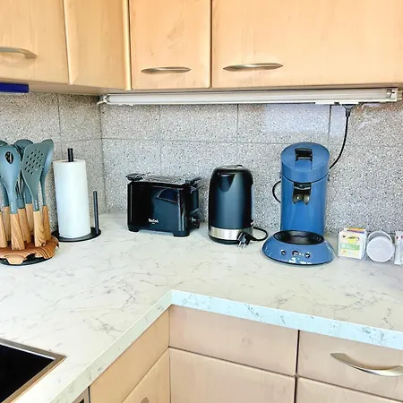 Apartment Basilisk Homes - In Bei Basel - 4 X Moderne Fewos Je 1bis2, 1bis4 Oder 1bis6 Pers Mit Küche Und Balkon Oder Terrasse - Parkplätze Vorhanden